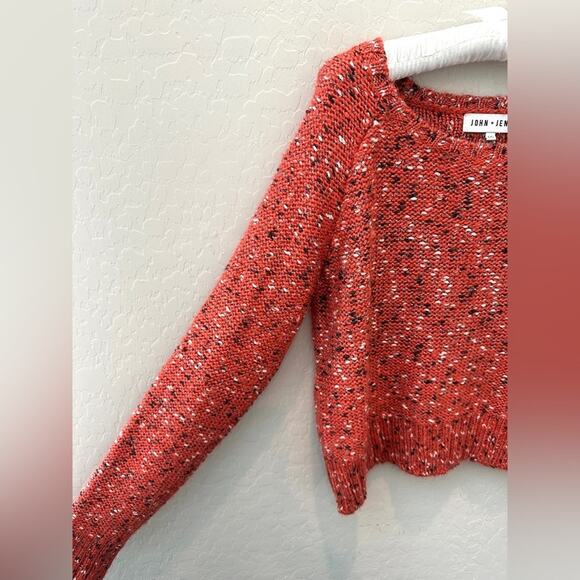 JOHN + JENN | Red Marled Chunky Knit Cropped Sweater | Size Large - Picture 3 of 6
